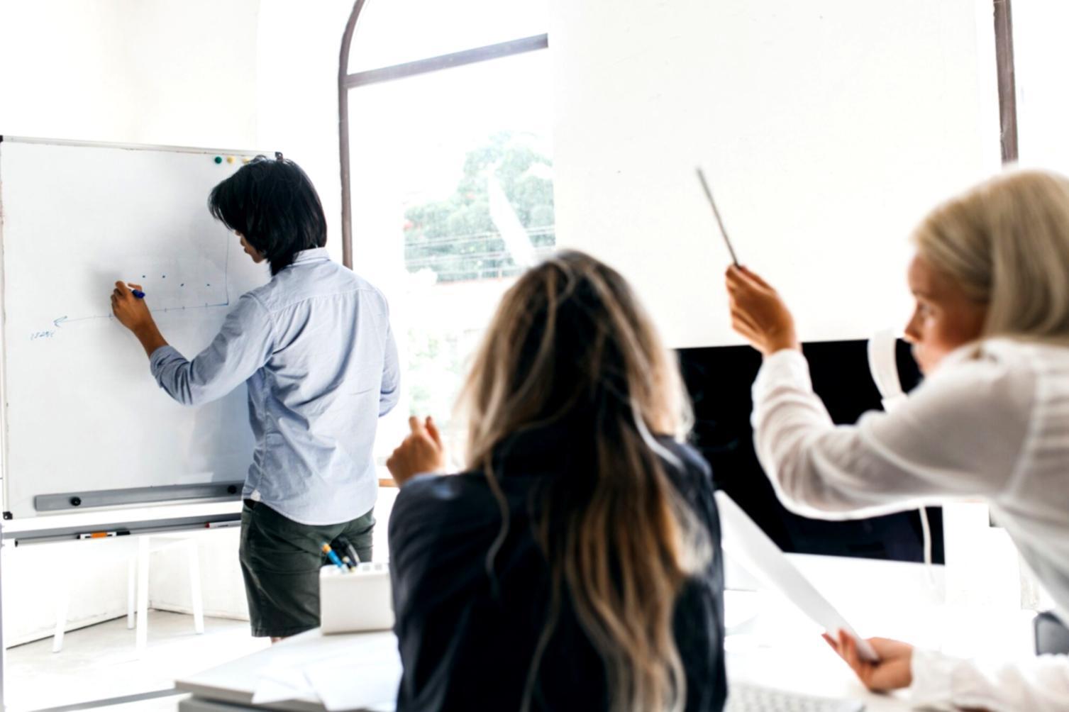 RippleStreamOn office workspace showing modern bug tracking solutions